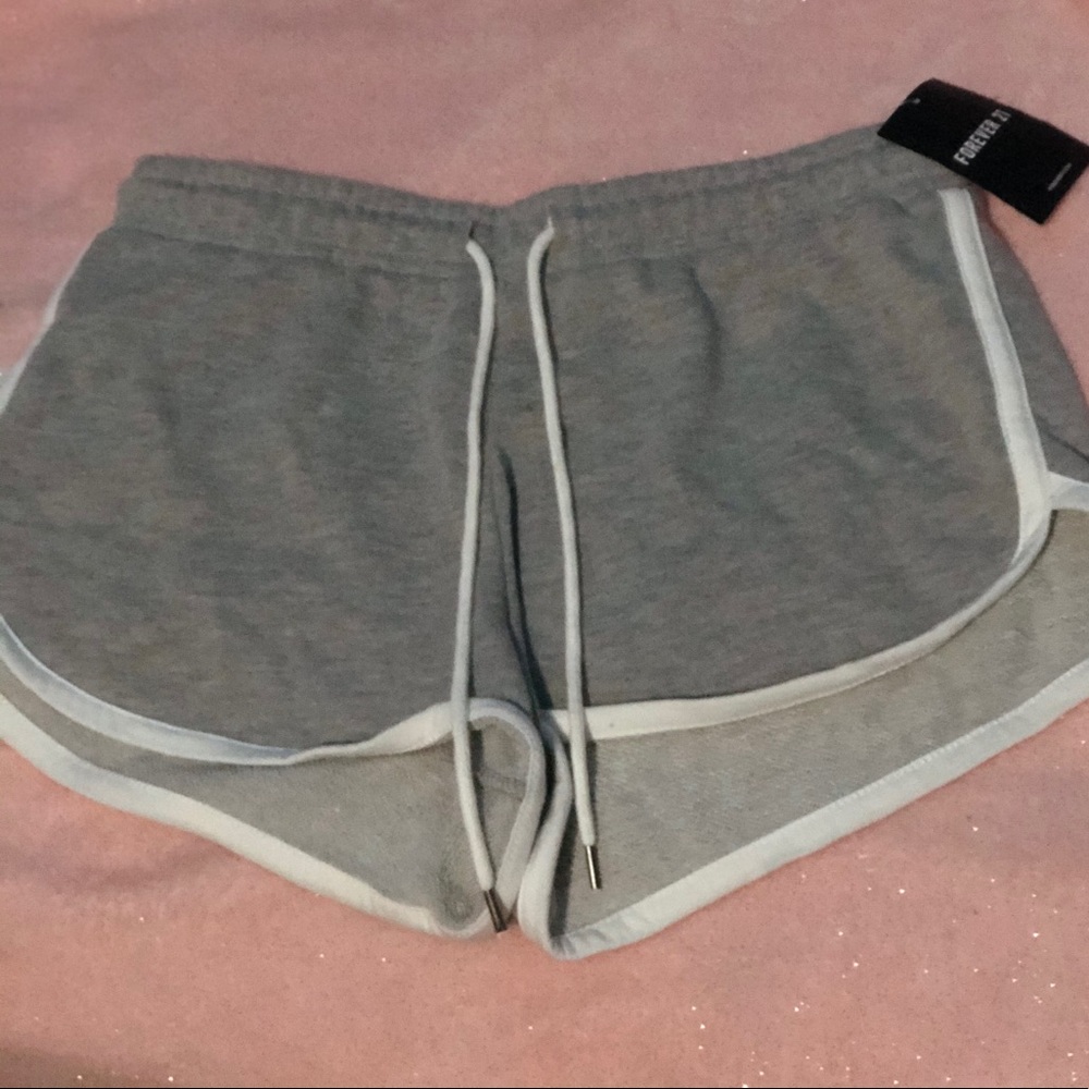 Grey shorts